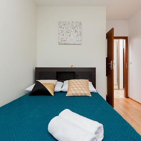 Apartament Na Woli Sowinskiego By Noclegi Renters Warszawa Eksteriør billede
