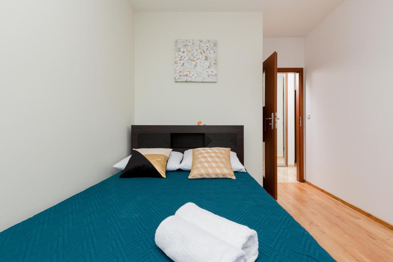 Apartament Na Woli Sowinskiego By Noclegi Renters Warszawa Eksteriør billede