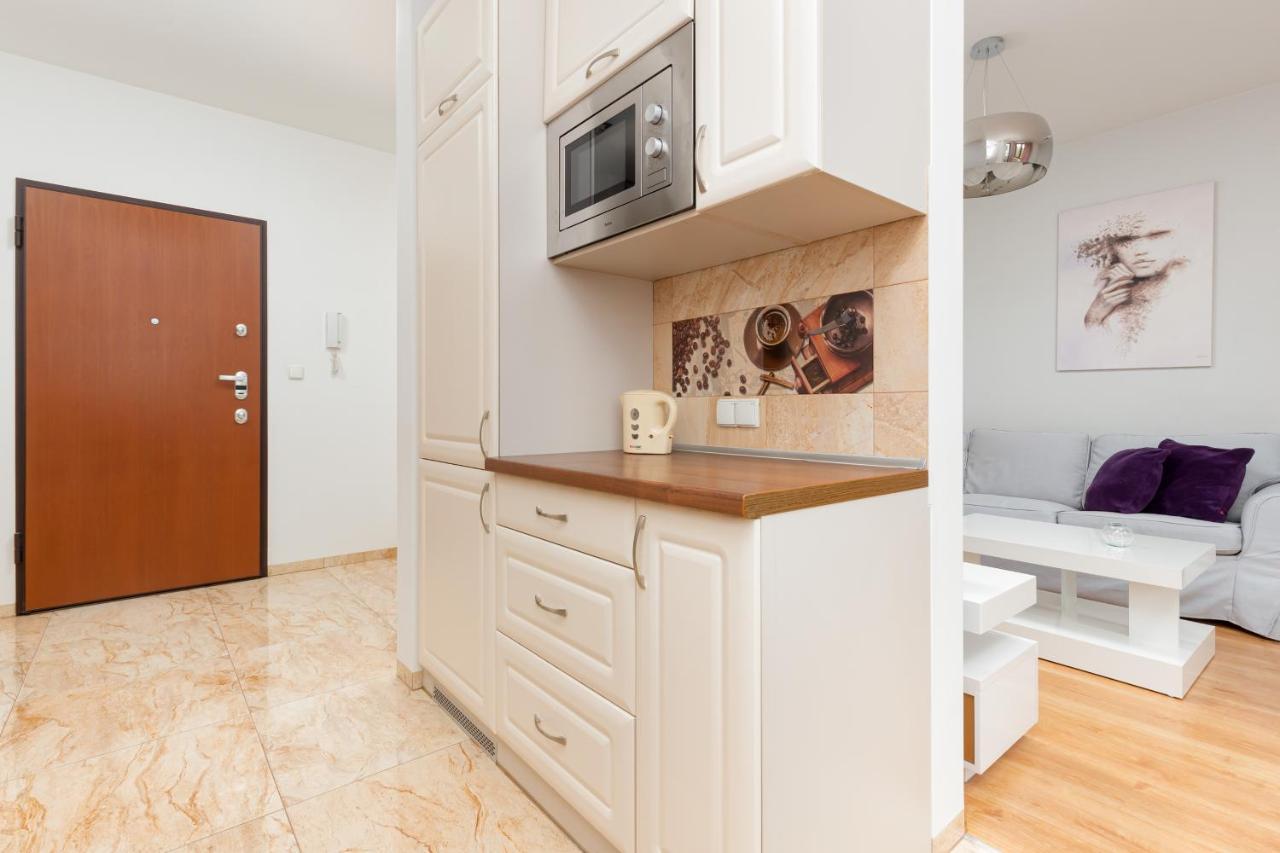 Apartament Na Woli Sowinskiego By Noclegi Renters Warszawa Eksteriør billede