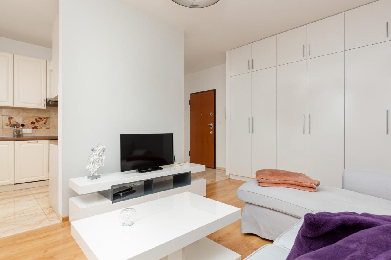Apartament Na Woli Sowinskiego By Noclegi Renters Warszawa Eksteriør billede